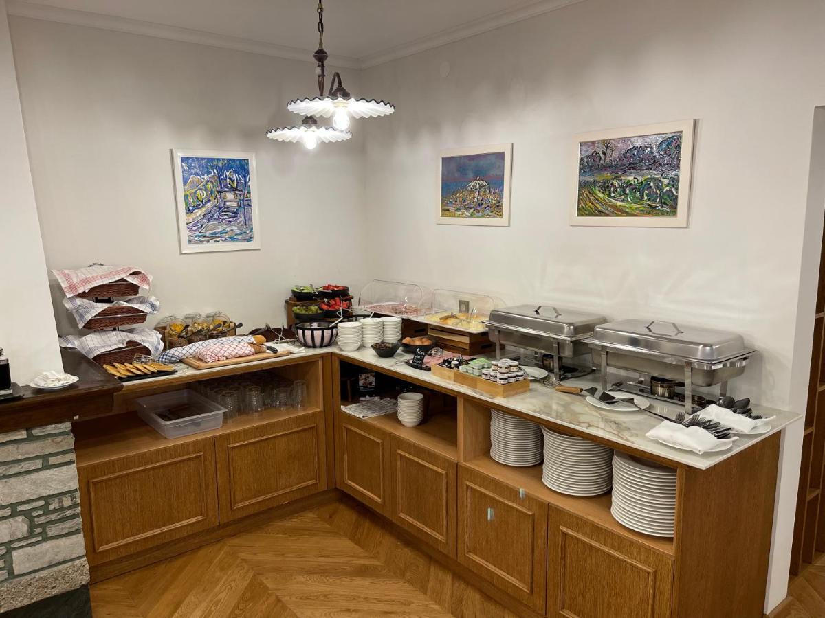 Hotel Radetzky Санкт Гильген Экстерьер фото